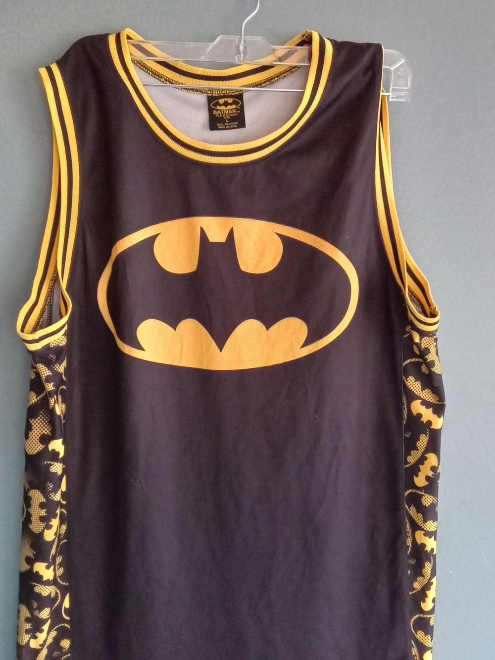 DC Comics Batman Basketball Jersey Black Yellow Mesh Sleeveless Shirt Mens L 00